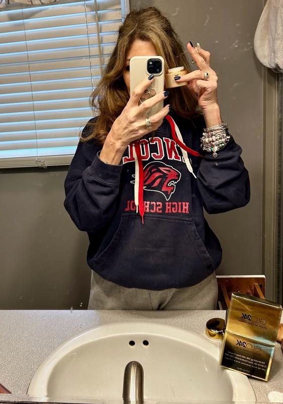 Customer carousel item 6.