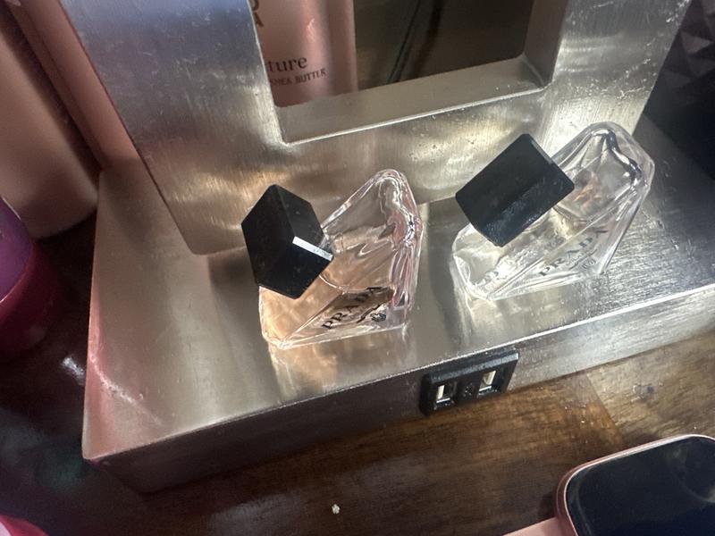 Customer carousel item 7.
