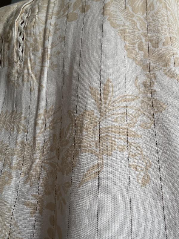 Customer carousel item 3.