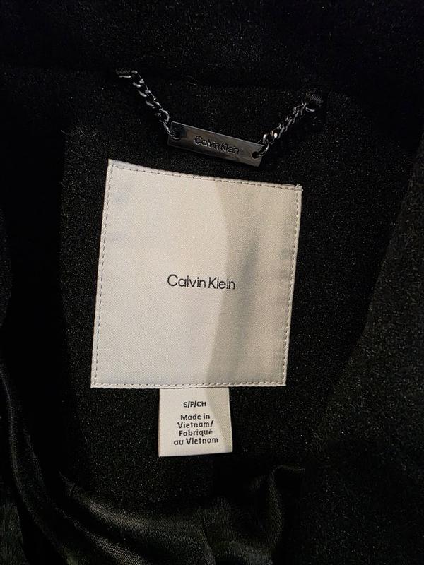 Customer carousel item 12.