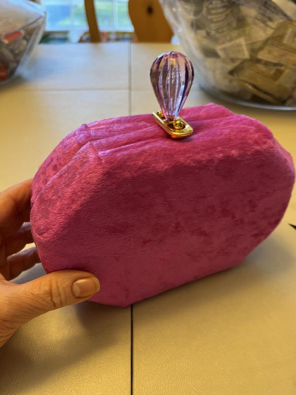 The top plastic knob cheapened the look and I swapped it out