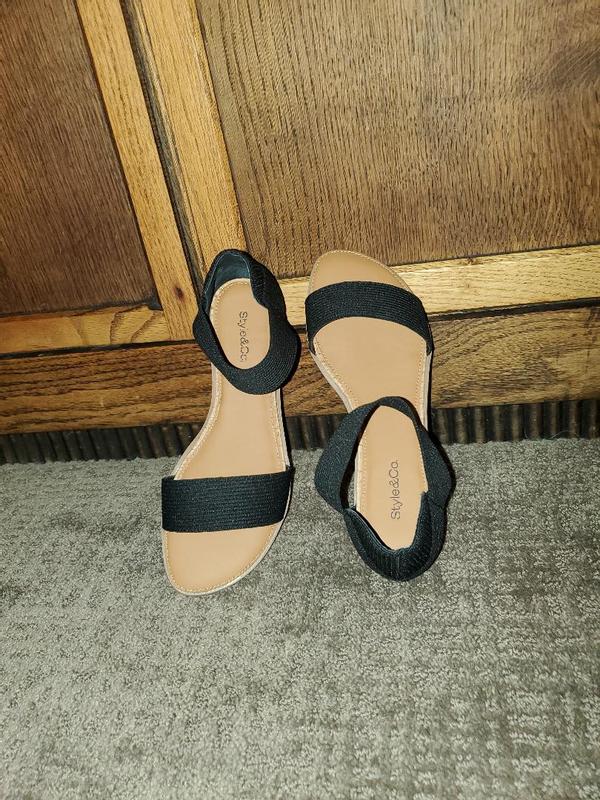 Customer carousel item 3.