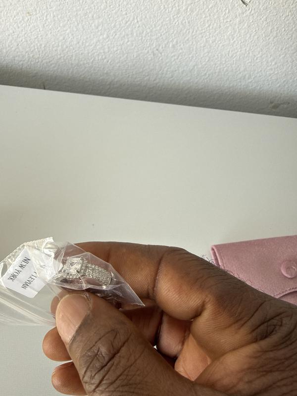 Customer carousel item 5.