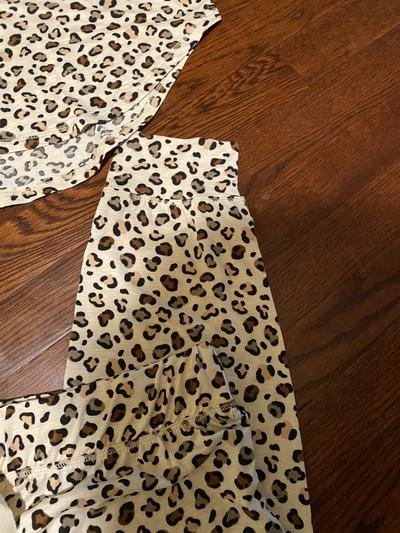 Jogger style pant leg