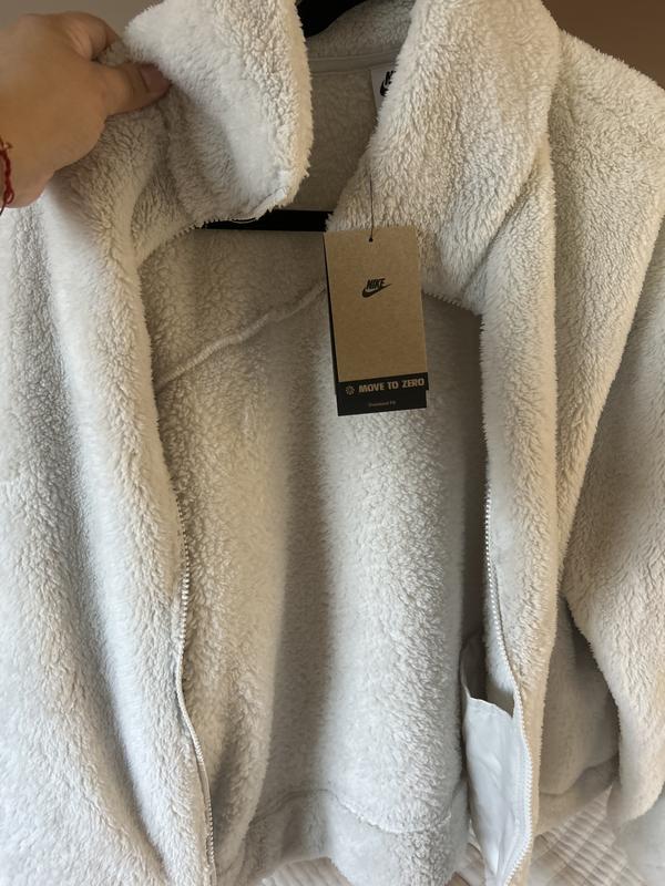 Customer carousel item 1.