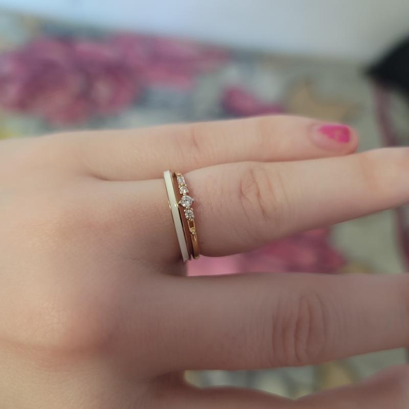 A gem already fell out. Cheaply made.