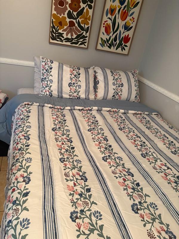 Customer carousel item 3.