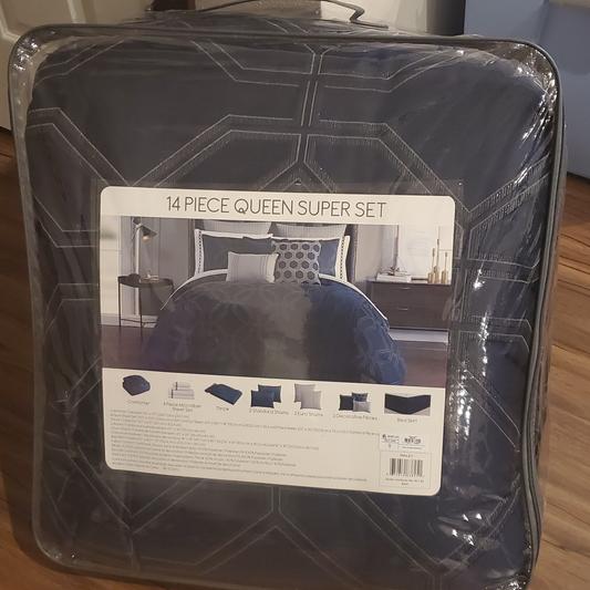 Great packaging! Pillows are vacuumed packed for easy shipping.