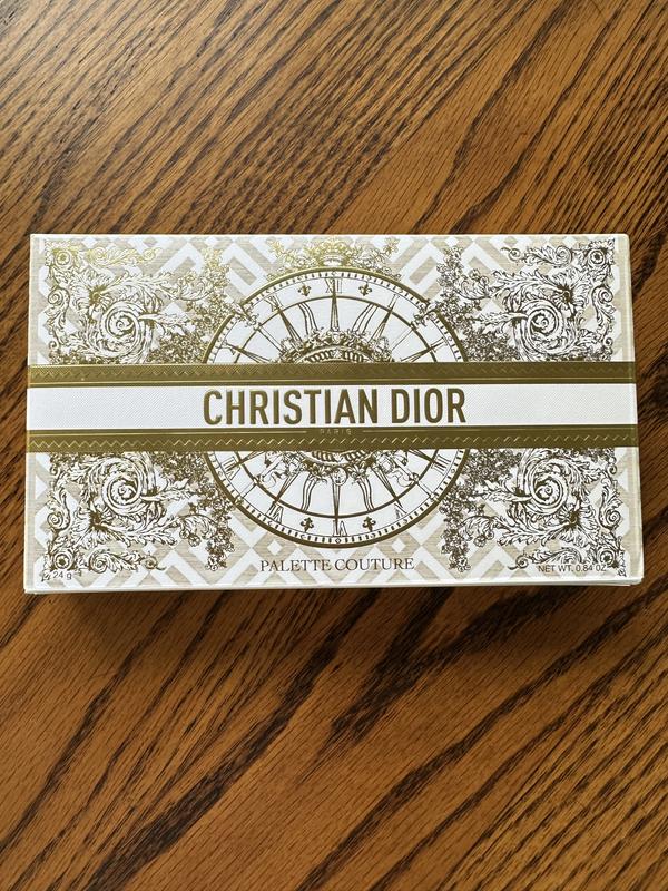 Just as the Dior tote is fashionable this would be a great addition for you.