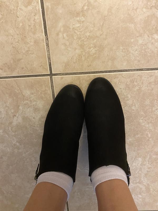 Customer carousel item 1.