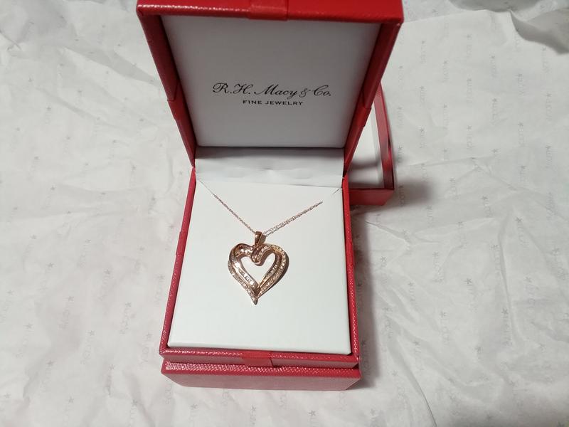 Diamond Heart Pendant 18 Necklace 1 2 ct. t.w. in 10k White Yellow or Rose Gold. Macy s
