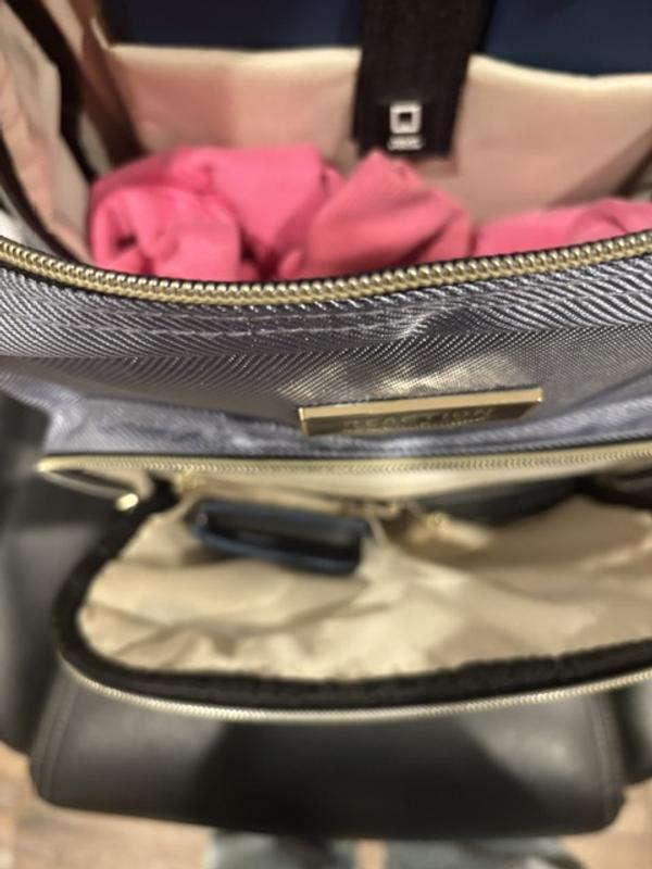Customer carousel item 10.