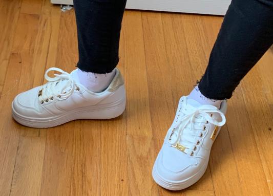 Guess stylish sneakers