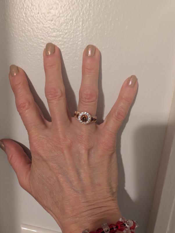 Customer carousel item 1.