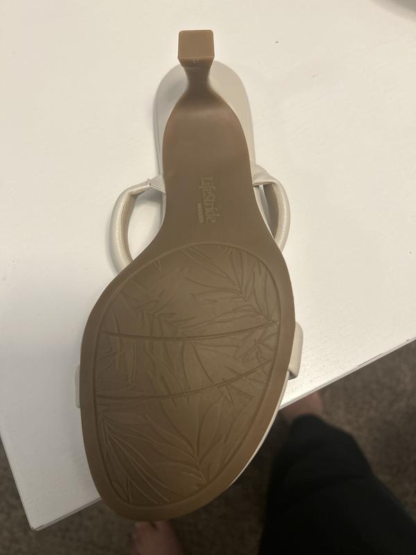Customer carousel item 4.