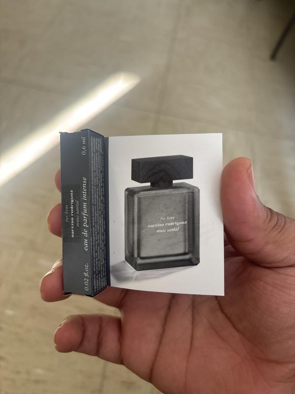 Customer carousel item 7.