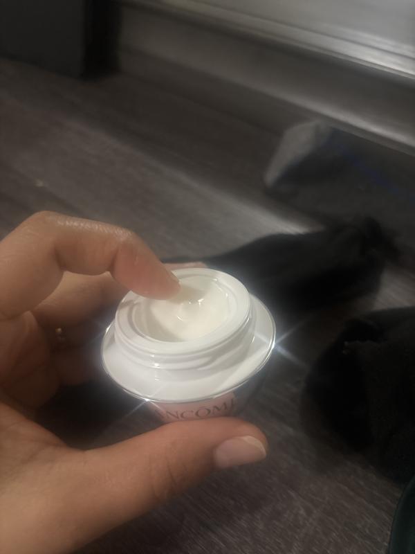 Customer carousel item 3.