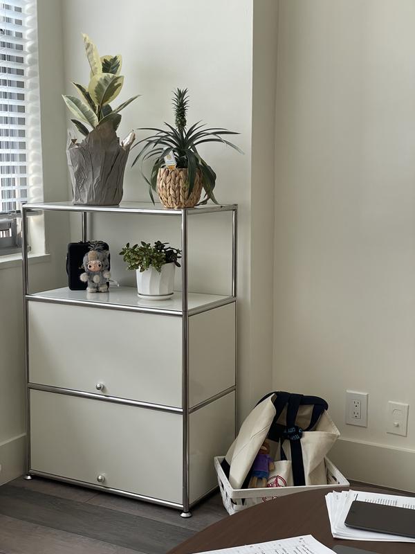 Customer carousel item 1.