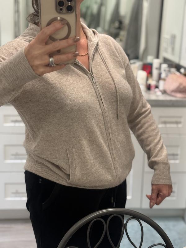 Customer carousel item 8.