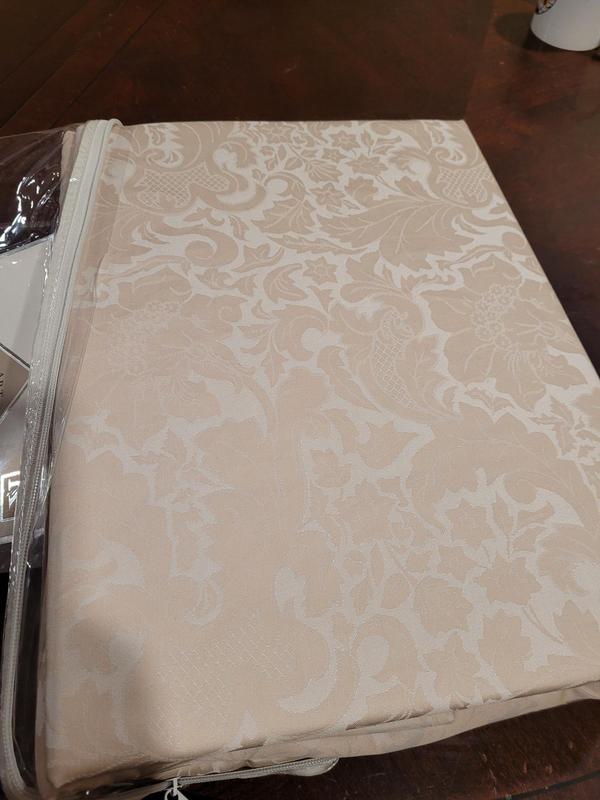 Notice the jacquard pattern