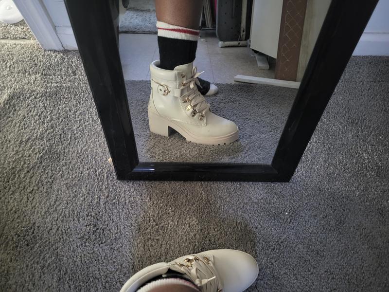 I ordered beige and black