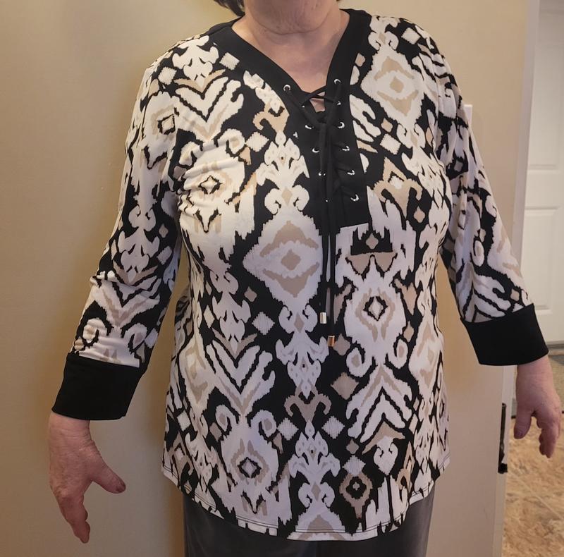 Customer carousel item 12.