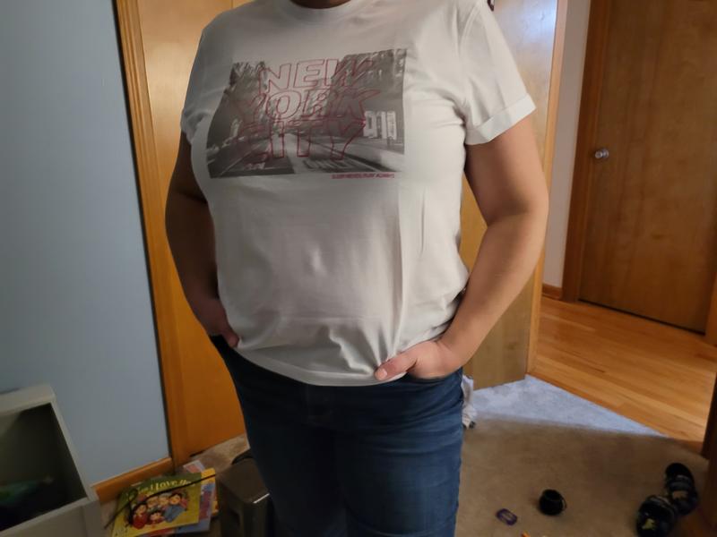 Hemline is a good length