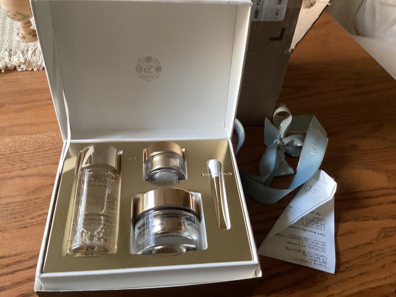 Customer carousel item 1.