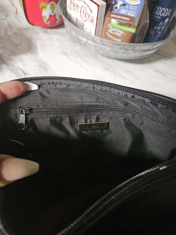 Customer carousel item 15.