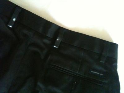 white shows worn out area on belt loops