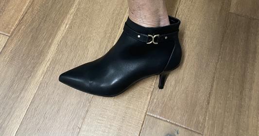 love the height of boot, no ankle shin rubbing