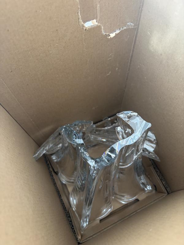 Customer carousel item 4.