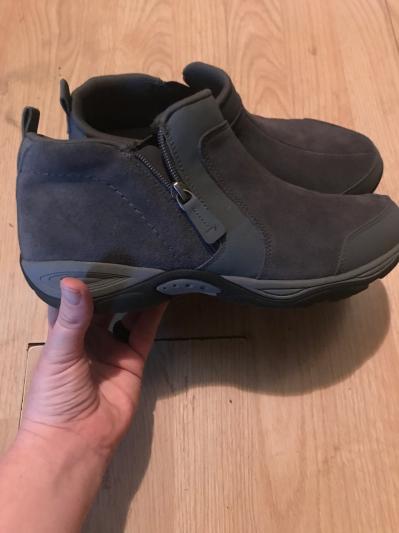 Right side of bootie