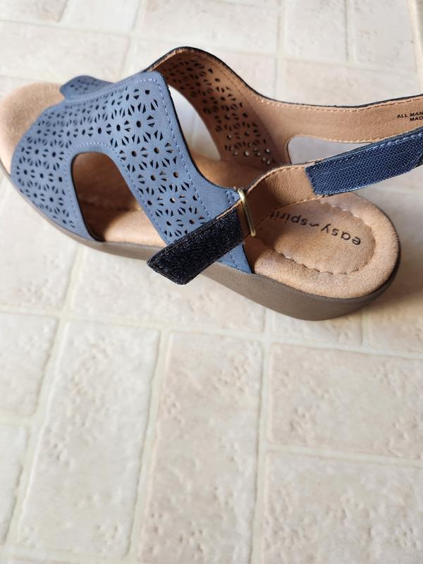 Customer carousel item 1.