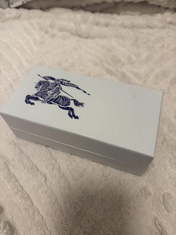 Customer carousel item 6.