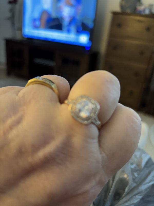 Customer carousel item 1.