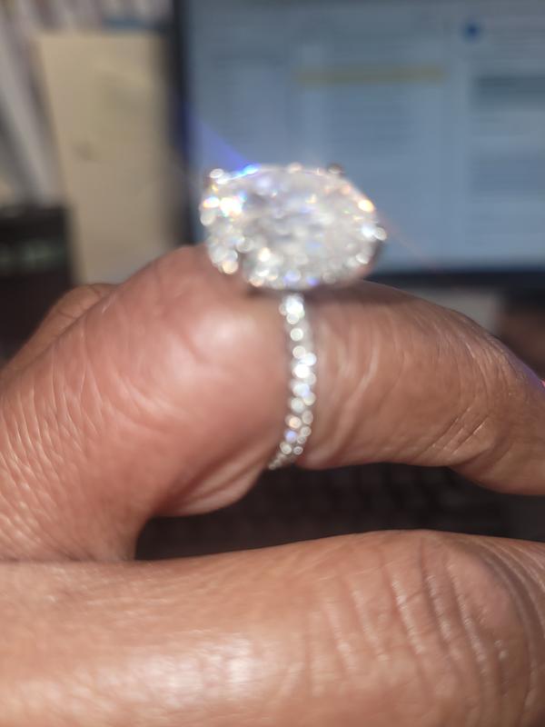 Customer carousel item 1.