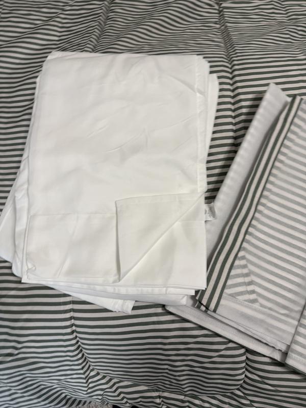 Sheets and pillowcases
