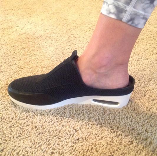 Runs a little big. Go down a half size for a snug fit.