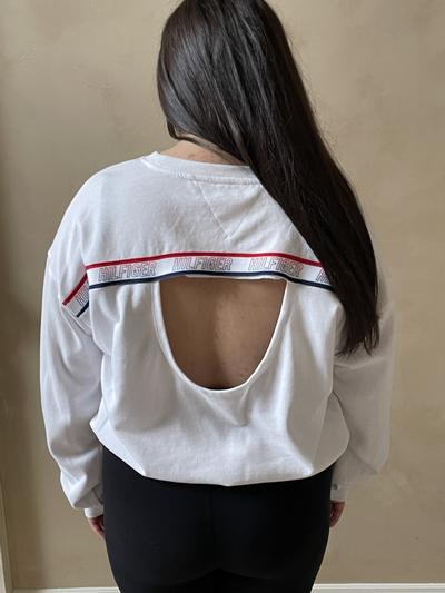 Keyhole Back - So Stylish