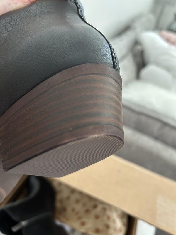 Customer carousel item 1.