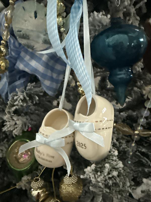 Example on Baby’s First Christmas Tree