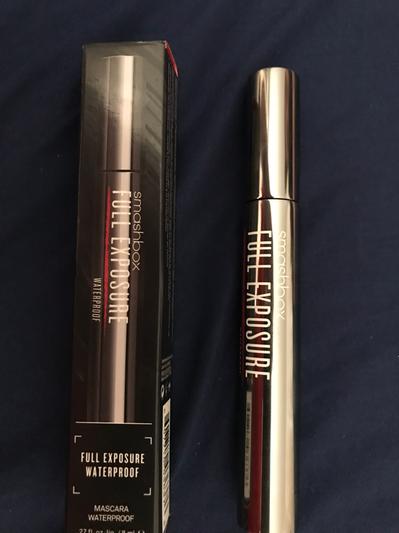 Mascara that Yoselin bought