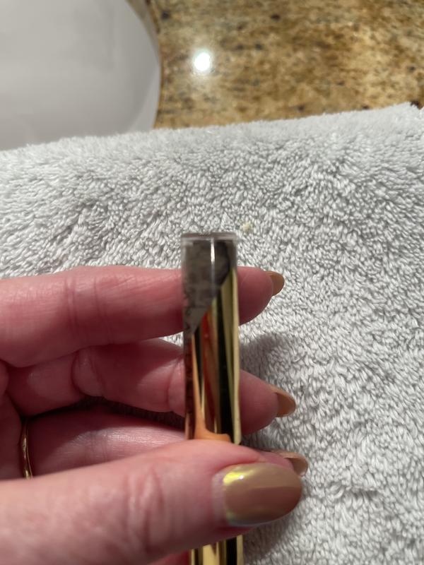 Air pockets in multiple places. Horrible! Useless!