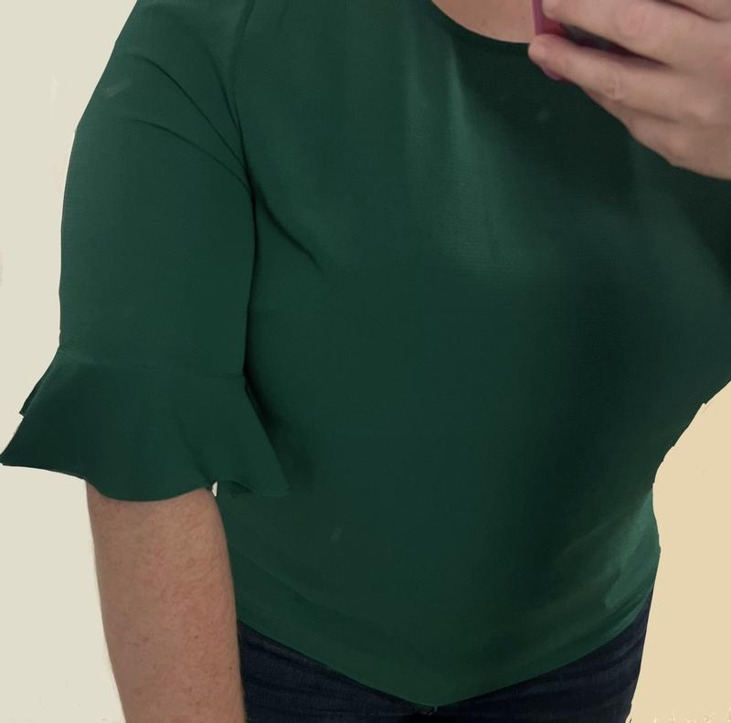 (取寄) シーシー レディース 3/4 スリーブ ラッフル カフ クルー ネック トップ CeCe women 3/4 Sleeve Ruffle Cuff Crew Neck Top Rich Black CeCe Women's Ruffle Cuff Crew Neck Blouse, Bright Rose at