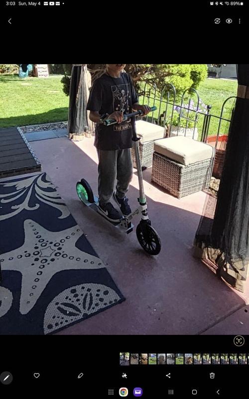 Customer carousel item 9.