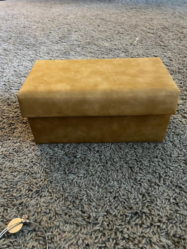 Customer photo for "Simple and elegant"
