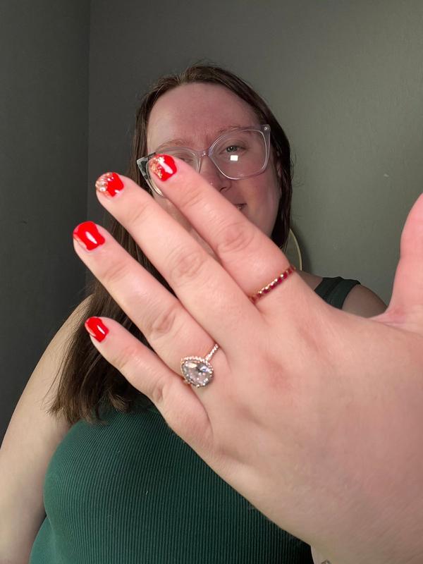 Review Thumbnail Image 0 386611391