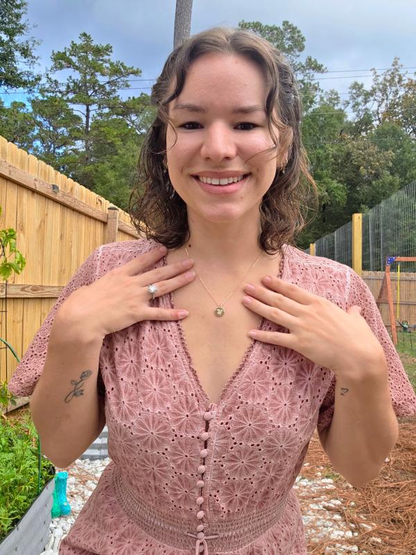 Review Thumbnail Image 0 370189720