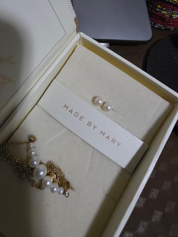 Review Thumbnail Image 0 370164153